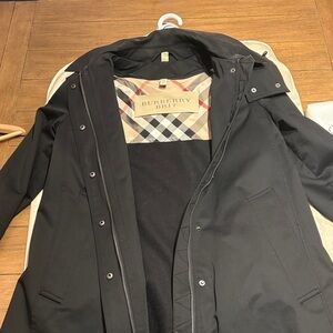 Burberry Nylon Classic Black Trench Coat with Iconic Lining